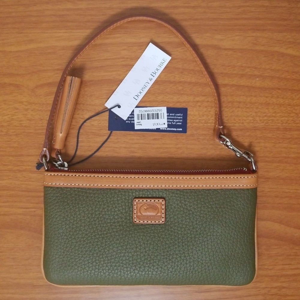 Dooney & Bourke Clutch Wallet